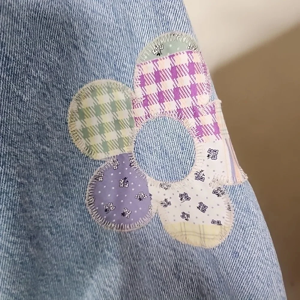 Levis 90s Patchwork Truckers Jacket. Size small - Picture 10 of 12